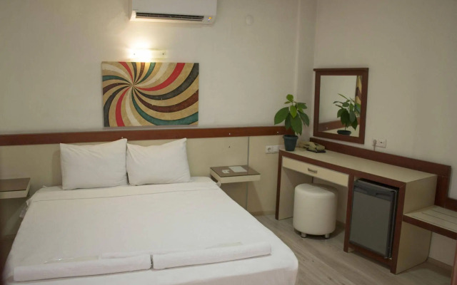 Yildirim Hotel