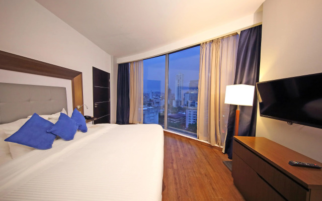 Novotel Panama City