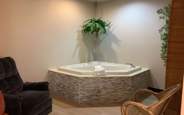 Days Inn by Wyndham Kingdom City