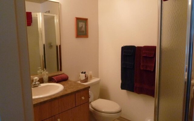 Cobble House Bed & Breakfast