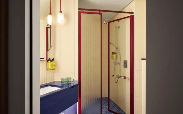 Kimpton Main Frankfurt by IHG