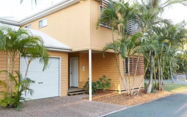BIG4 NRMA Treasure Island Holiday Park