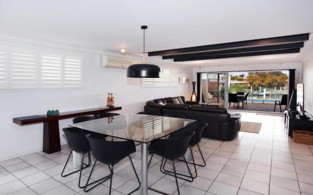 Tarcoola 49 - Four Bedroom Canal Home with Pool