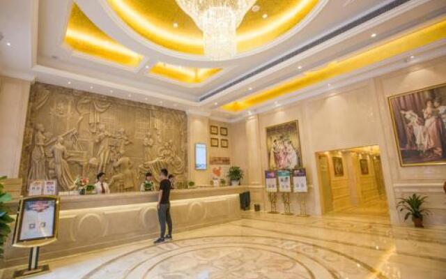 Vienna Hotel Guangdong Huizhou Jiangbei Sanxin