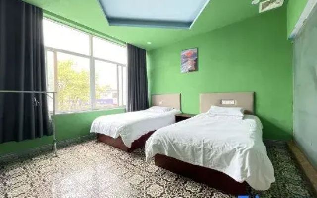 Suqian Yahanju Hotel (Central Shopping Mall)