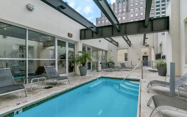 Classic 1BR in C.B.D. by Sonder