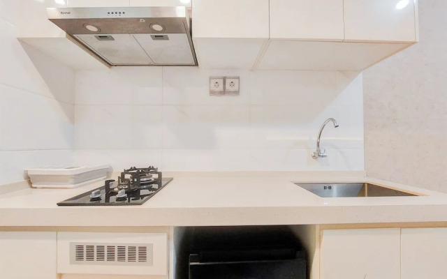 Good Designed And Restful Studio Sky House Bsd Apartment