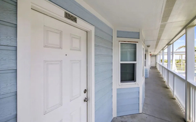 Seascape 1304 - 1 Br Condo