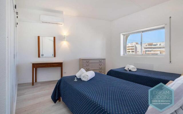 Artens 407 - Dream Lodging