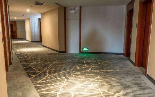 Bao Lian Hua Hotel (Chenzhou People's Hospital South)