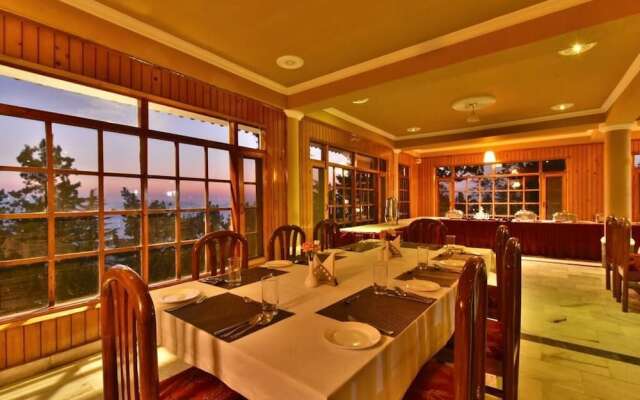 Hillcrest Resort by DLS Hotels