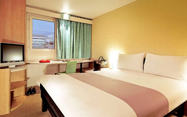 ibis Meknes Hotel