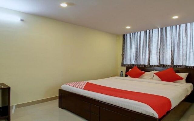 OYO 15564 Felicity Inn