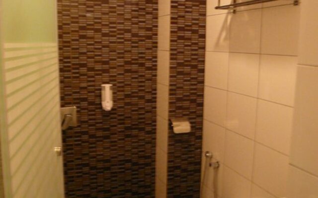 101 Lake View Hotel Puchong