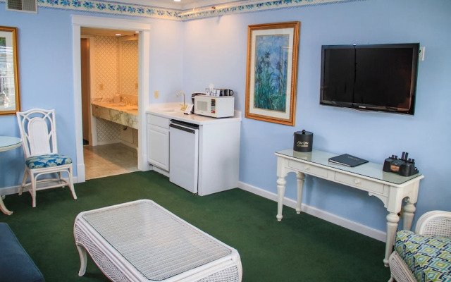 Lilac Tree Suites
