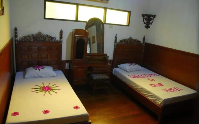 Bagan Central Hotel