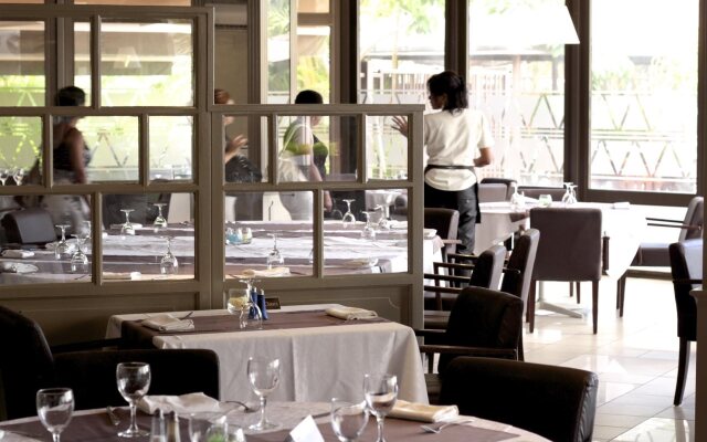 Best Western Le Saint Denis