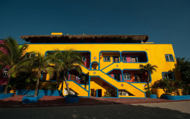 Del Sol Beachfront Hotel and Condos