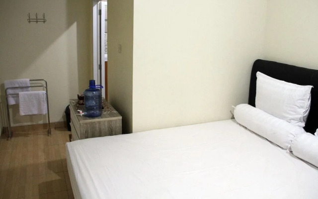 Green Leaf Guest House Jogja by Sinergi