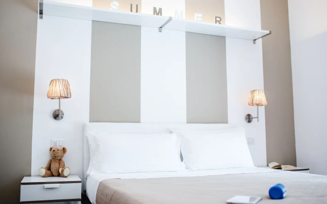 De La Ville Boutique Hotel