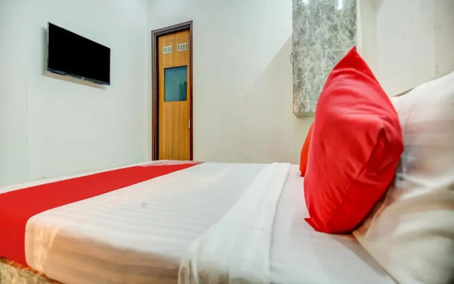 OYO 80485 Laser Tower Home Stay