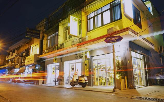 WYH (Wongwianyai Hostel)