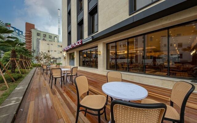 Masan Daisy Hotel