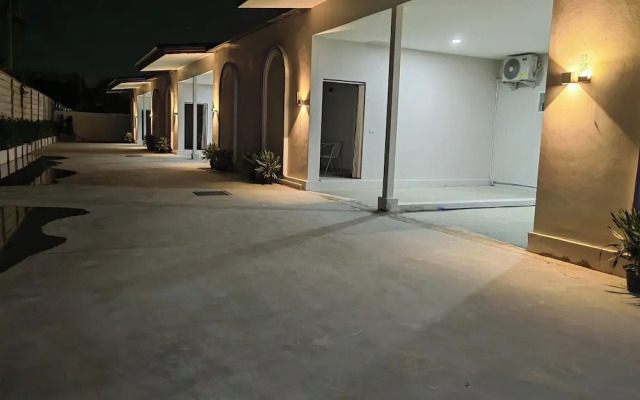 Yusabai Villa Bangpoo