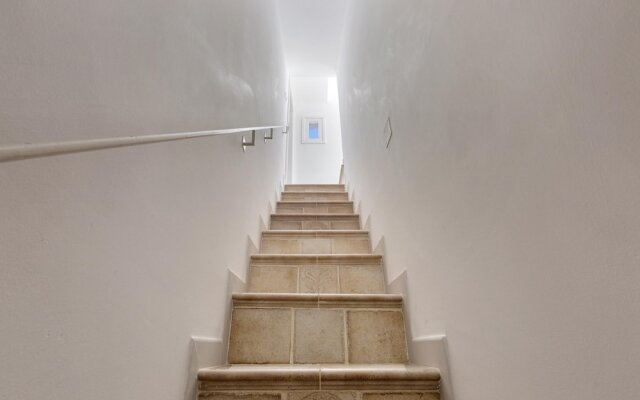 1966 Villa Medici Alla Macchia by Perle di Puglia