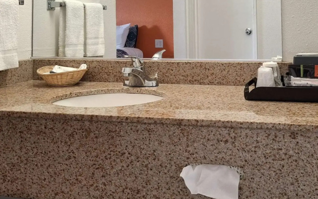 Rodeway Inn Alameda-Oakland