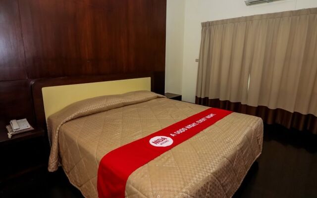 NIDA Rooms Central Rop Wiang 746 Plaza