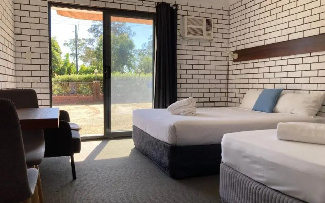 Toukley Motel – Guest Rooms – Toukley