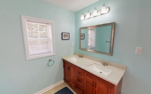 Americana Beach 4 Bedroom Home