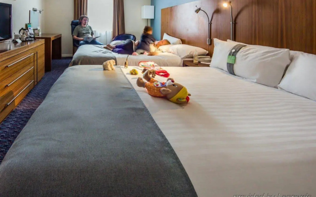 Holiday Inn London Camden Lock by IHG