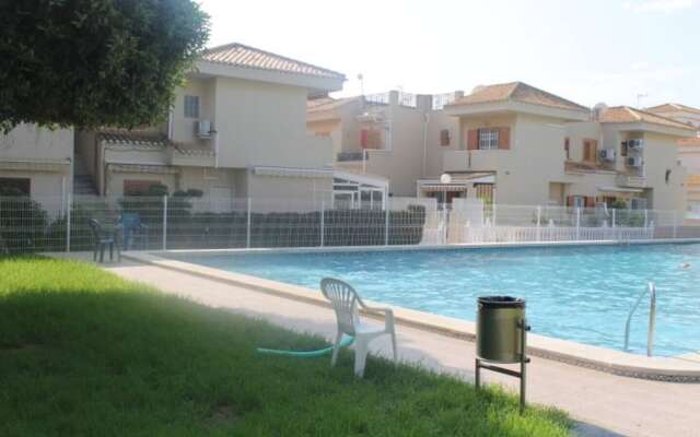 Playa Flamenca Townhouse With Communal Pool Pf2