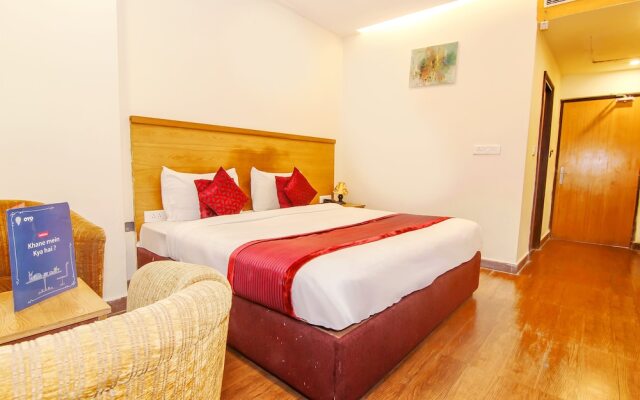 OYO 2697 Hotel Edesia