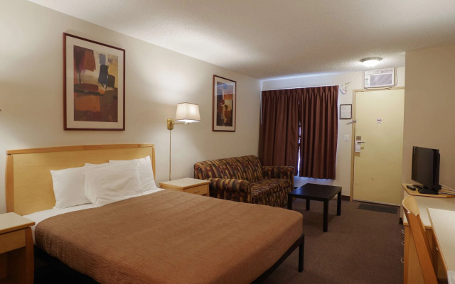 Canadas Best Value Inn and Suites Fernie
