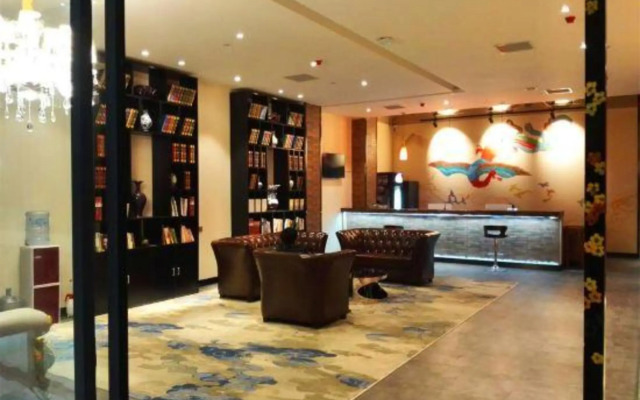 Qingluan Holiday Hotel