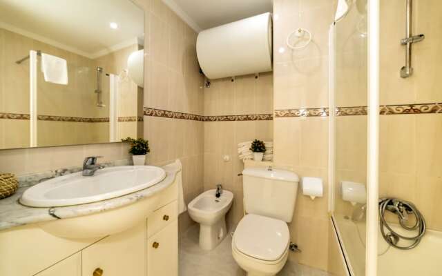 Acuario 118 great  Sea views