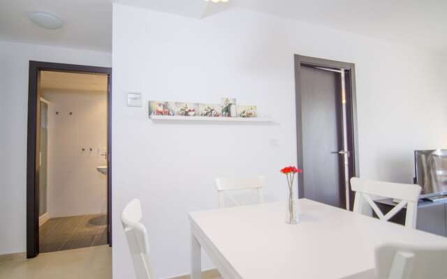 Linnea Sol Apartments - Marholidays