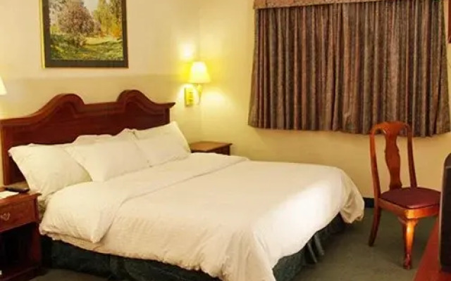 VCI Holidays @ Batangas -4 Nights, Batangas, Philippines