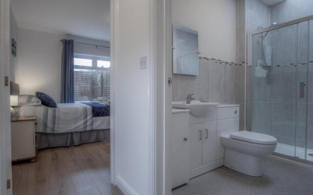 Shorelands - 1 Bedroom Apartment - Manorbier