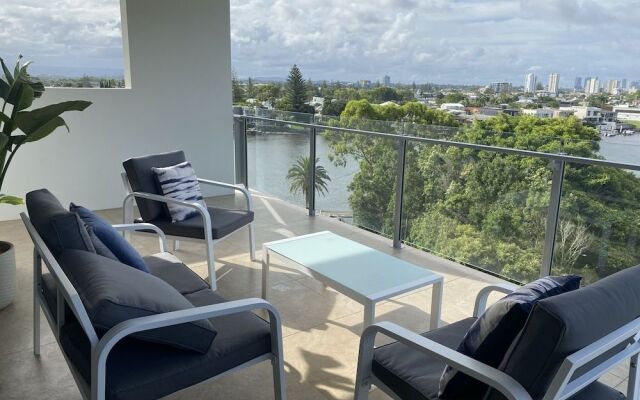 Serenity Surfers Paradise