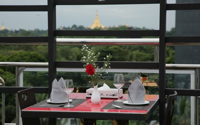 H Plus Hotel Yangon