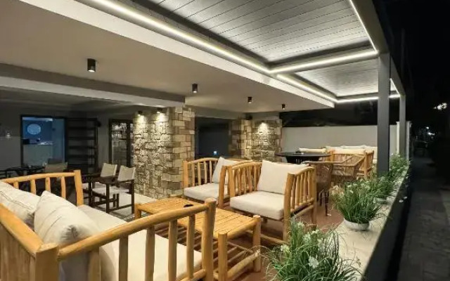 Aqua Mare Luxury Apartments