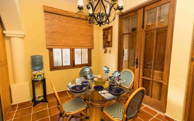 Casa Barcelona 2 BR by Casago