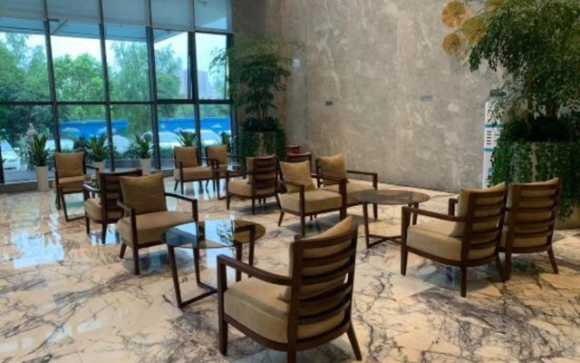 Vienna International Hotel (Wuhan Workers' Culture Palace Jiyuqiao Metro Station)