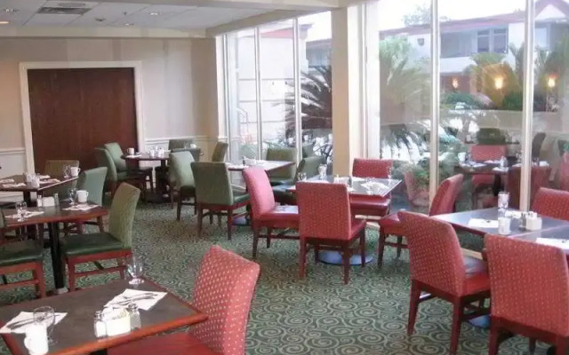 Holiday Inn Houston-Near The Galleria