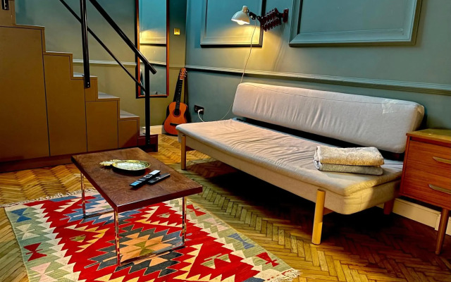 Lovely Vintage Budapest Studio