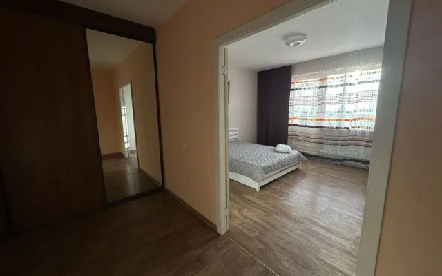 Левый Берег на ул. Калинина, д. 17